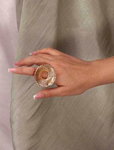 انگشتر زنانه طرح گل آفتابگردان