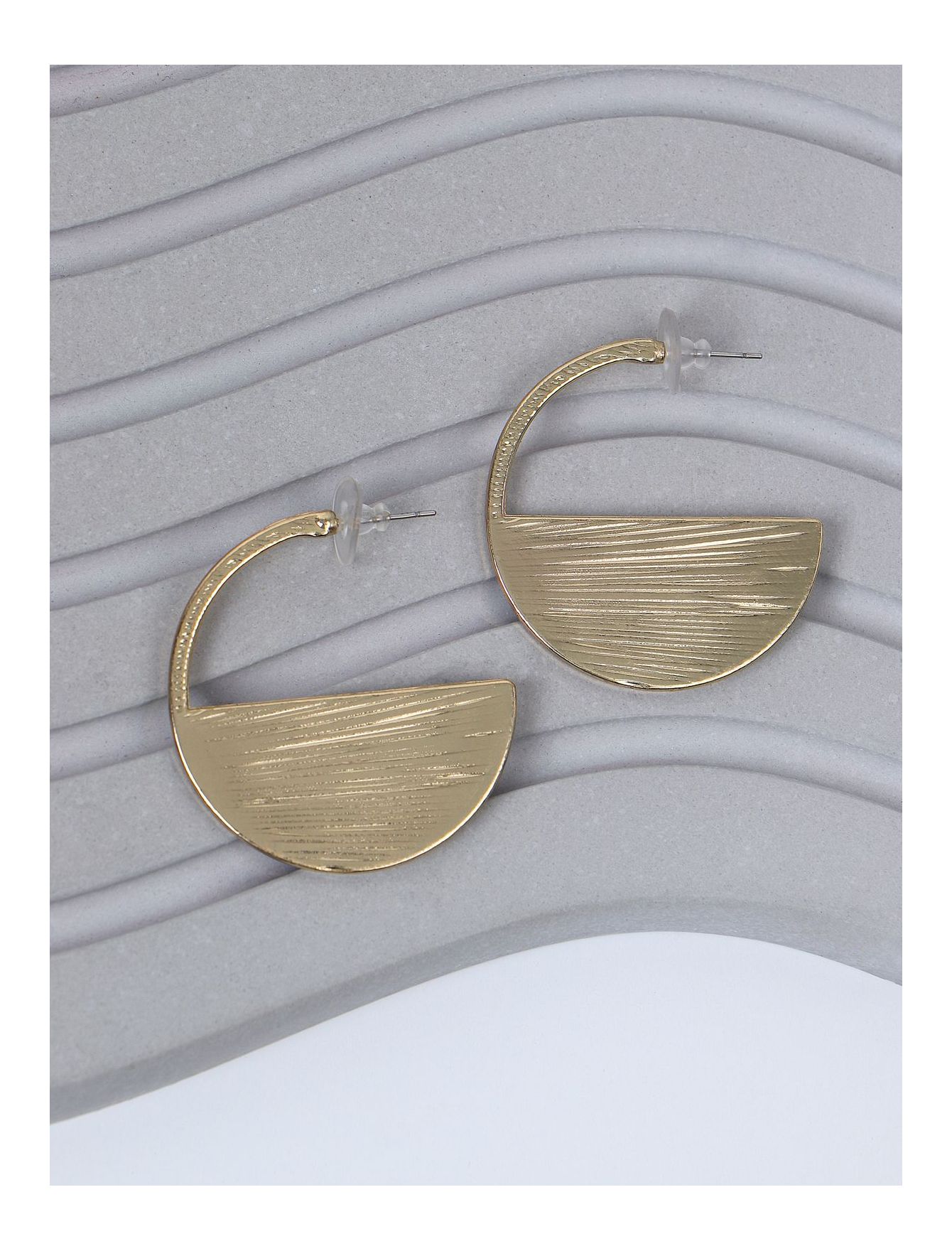 گوشواره مینیمال تیتانیوم