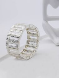 دستبند زنانه مدل کلاسیک مینیمال 656