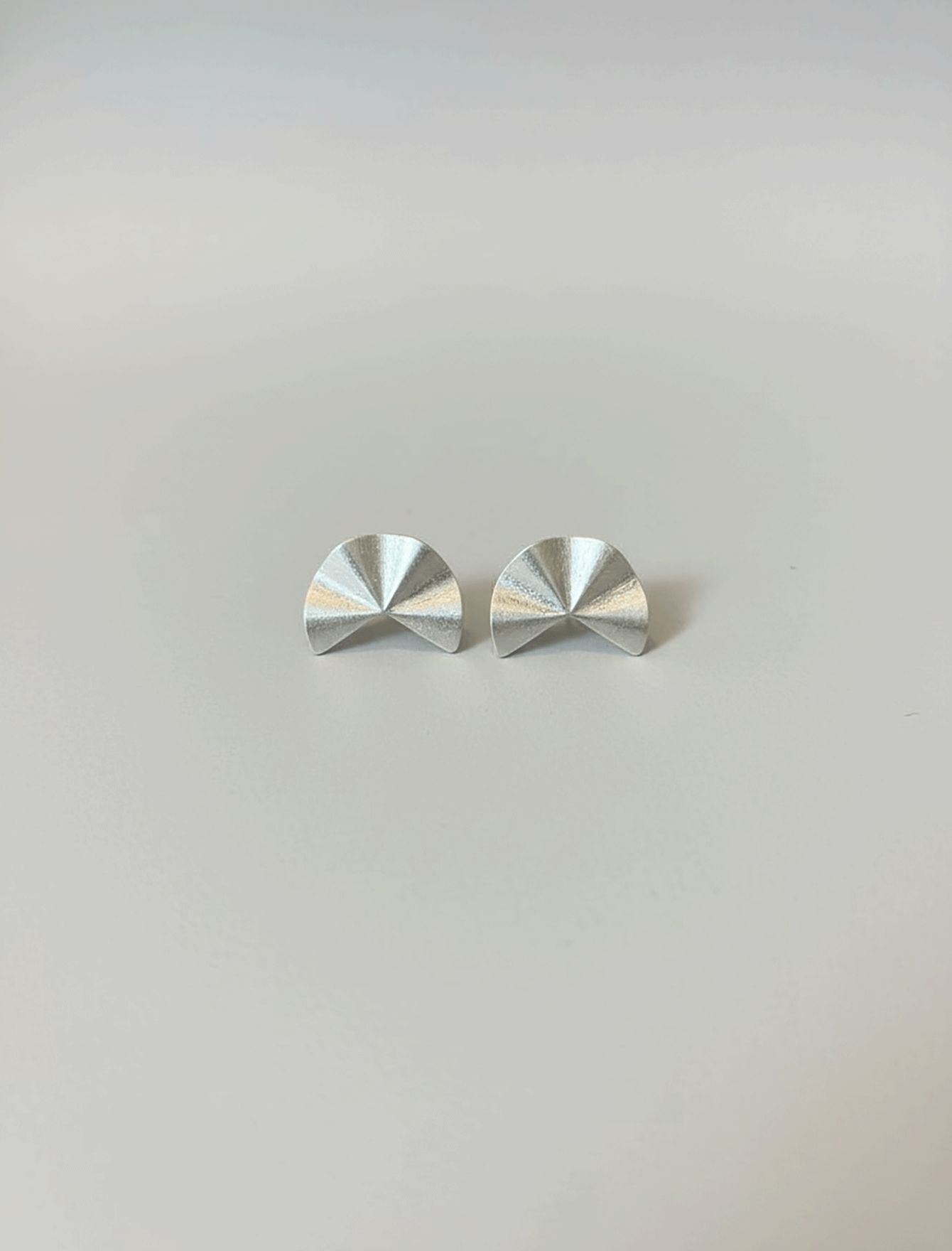 گوشواره میخی بادبزنی N863