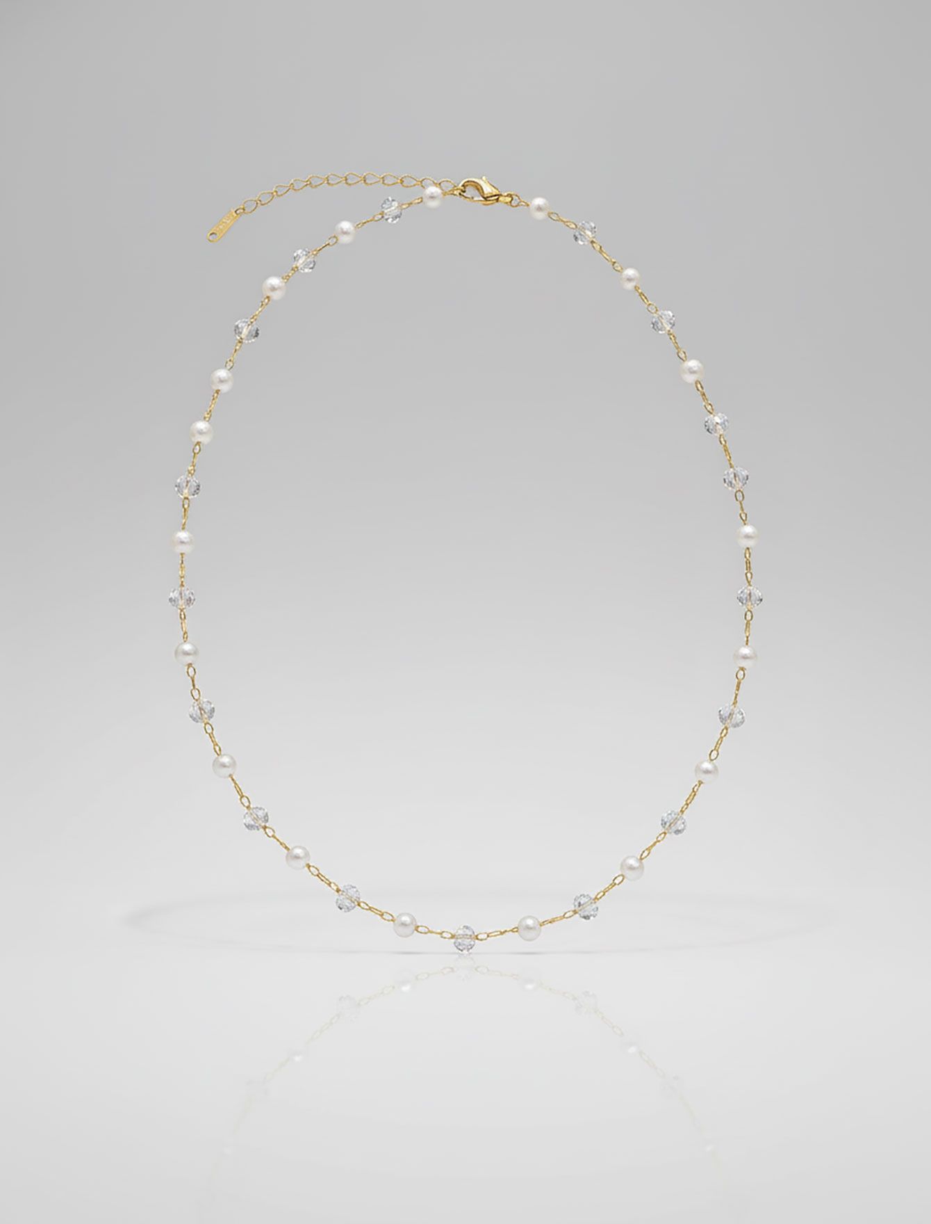 گردنبند مرواریدی و کریستال لوفی