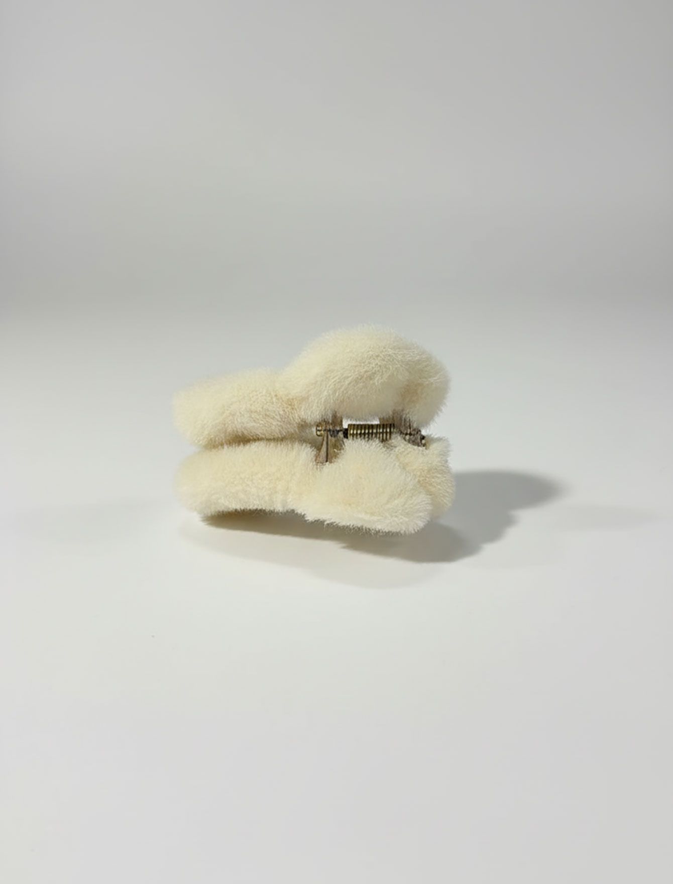 کلیپس فانتزی قلبی خزدار دخترانه