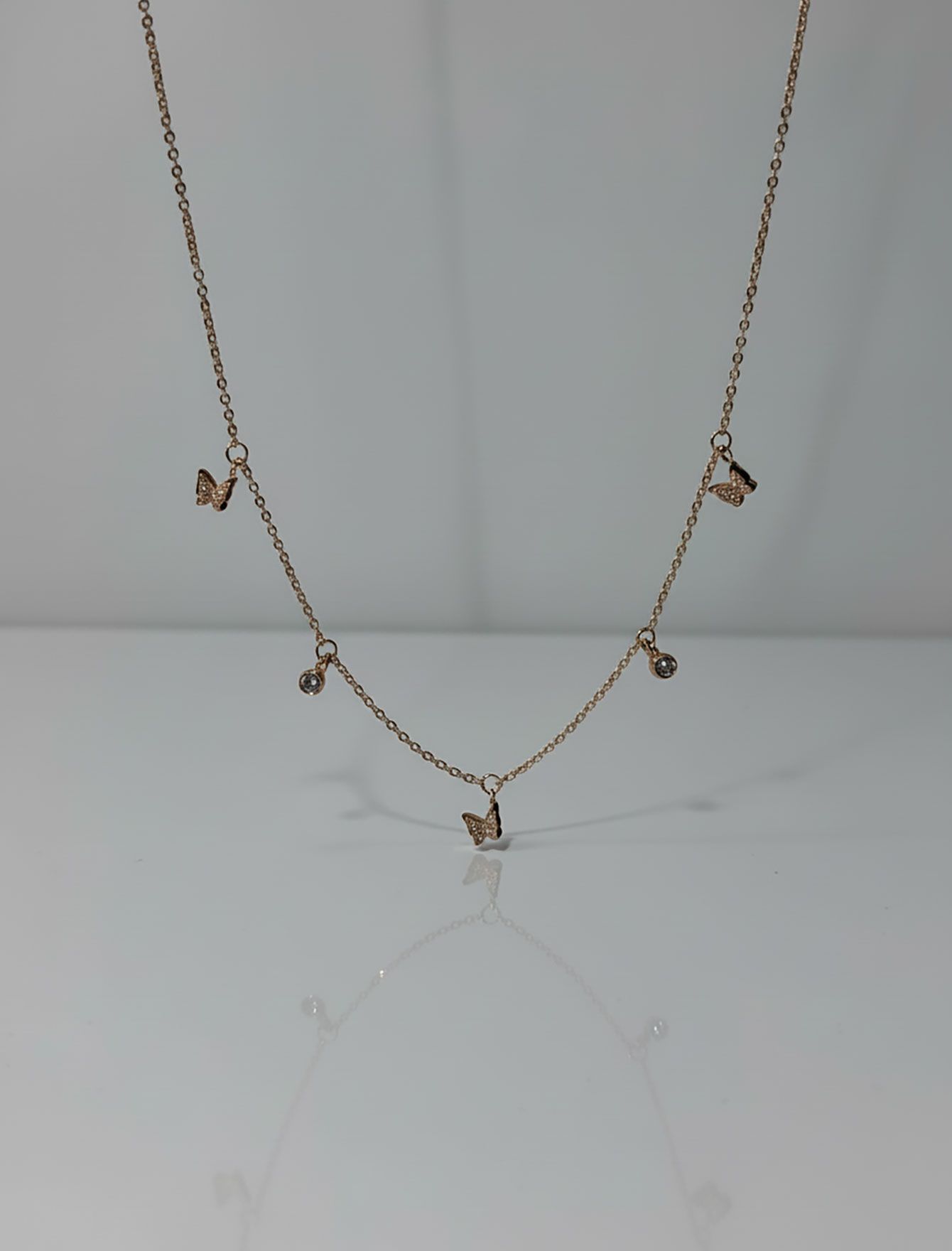 گردنبند پروانه‌ای رزگلد زنانه لوفی