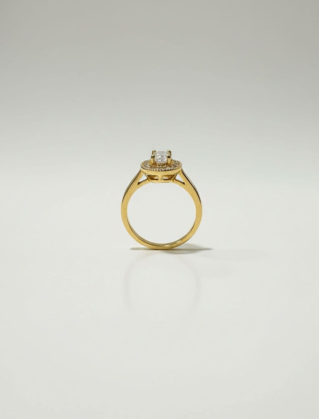 انگشتر نگین اوال زنانه