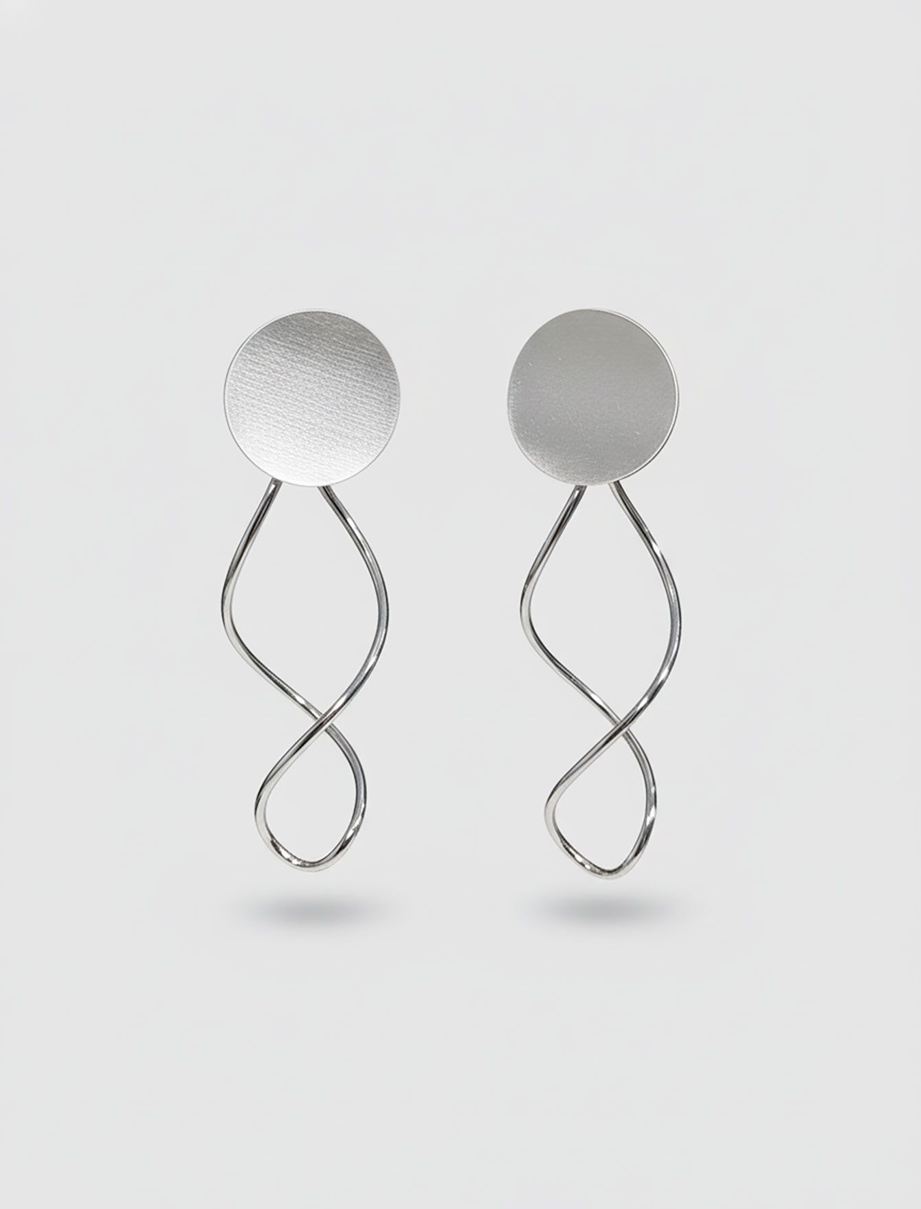 گوشواره مینیمال موجی N977