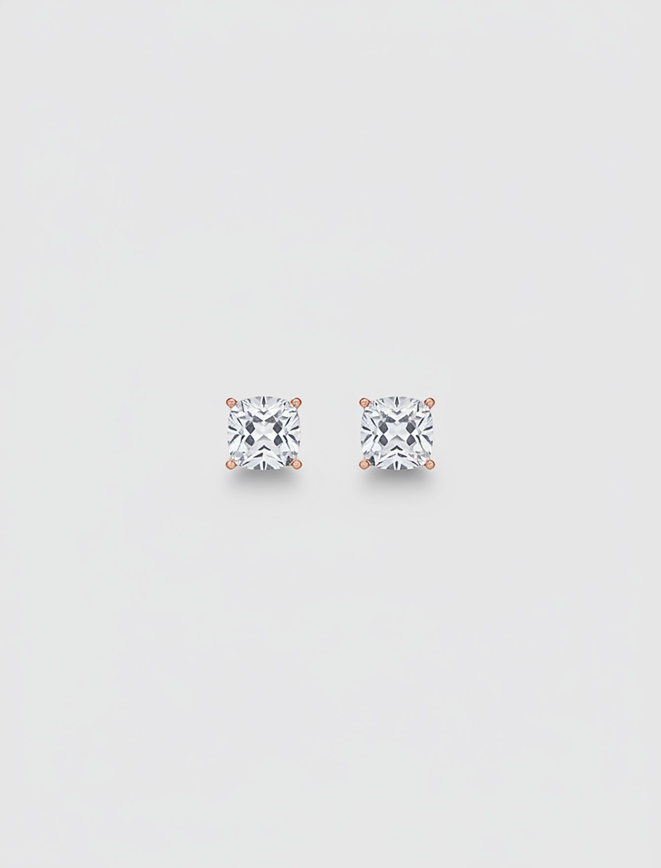 گوشواره میخی نگین N979