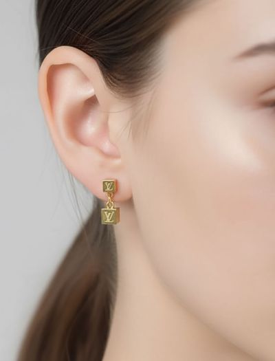 گوشواره مکعبی N1013 Louis Vuitton