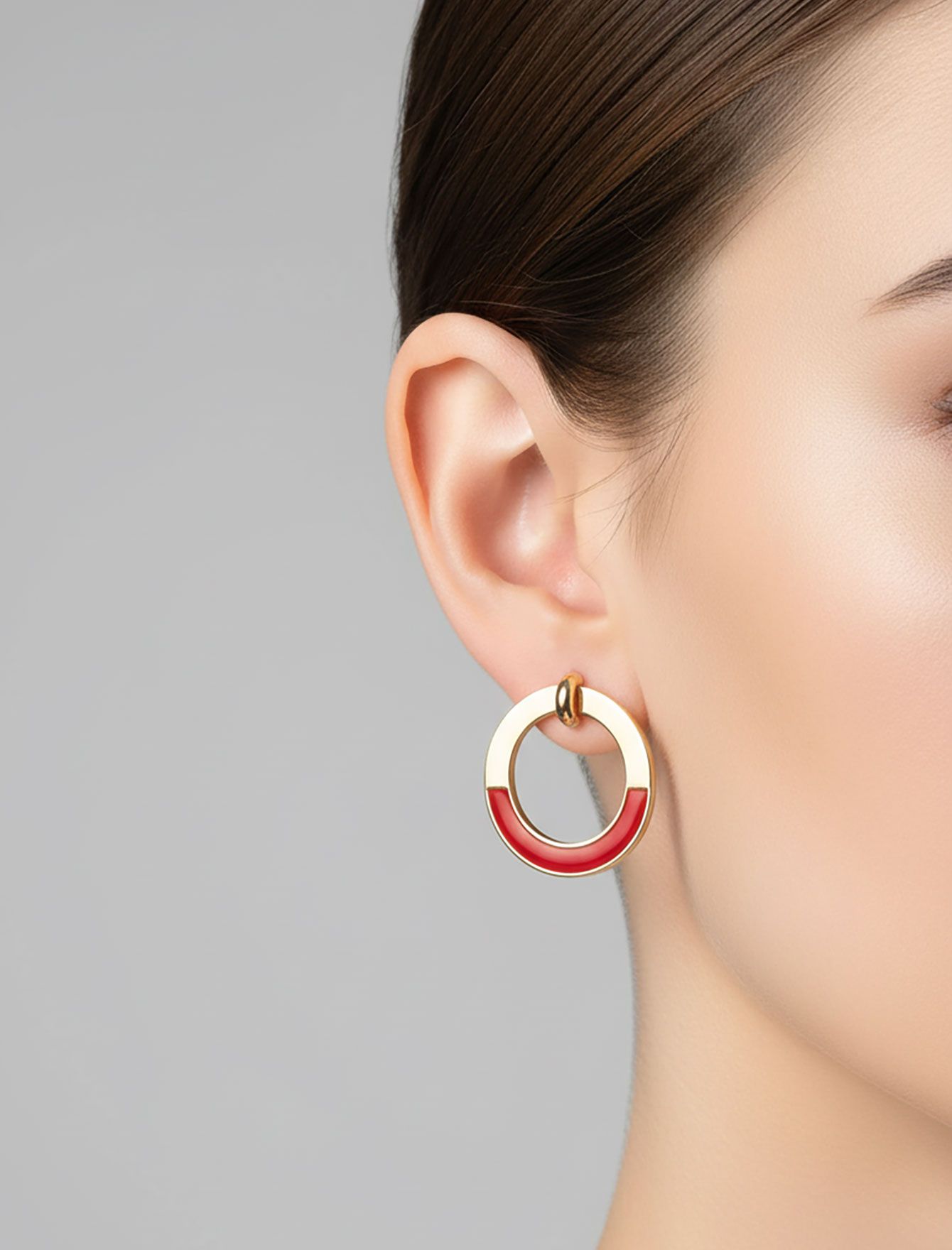 گوشواره حلقه‌ای دورنگ مینیمال