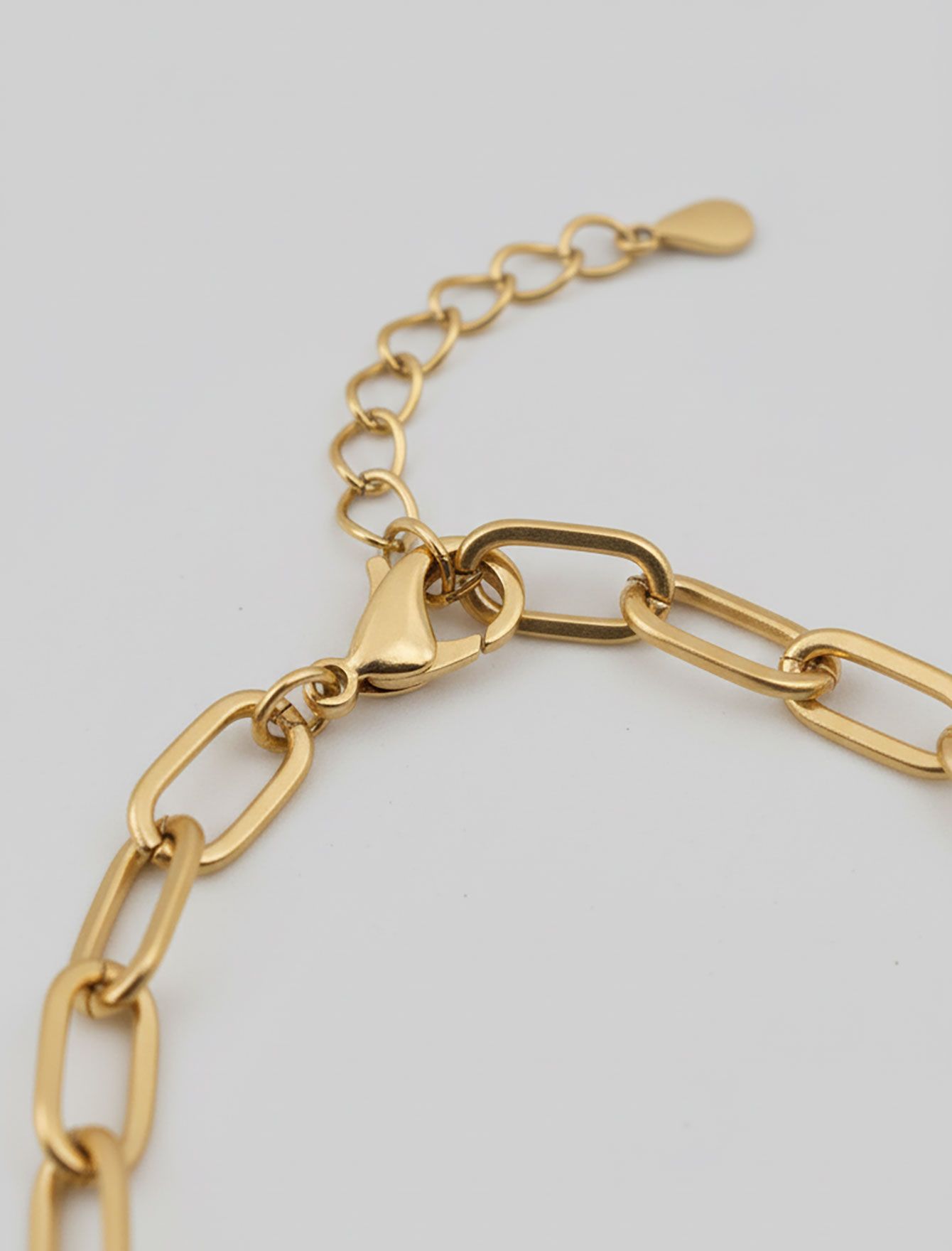 گردنبند زنجیری طلایی زنانه تیتانیومی