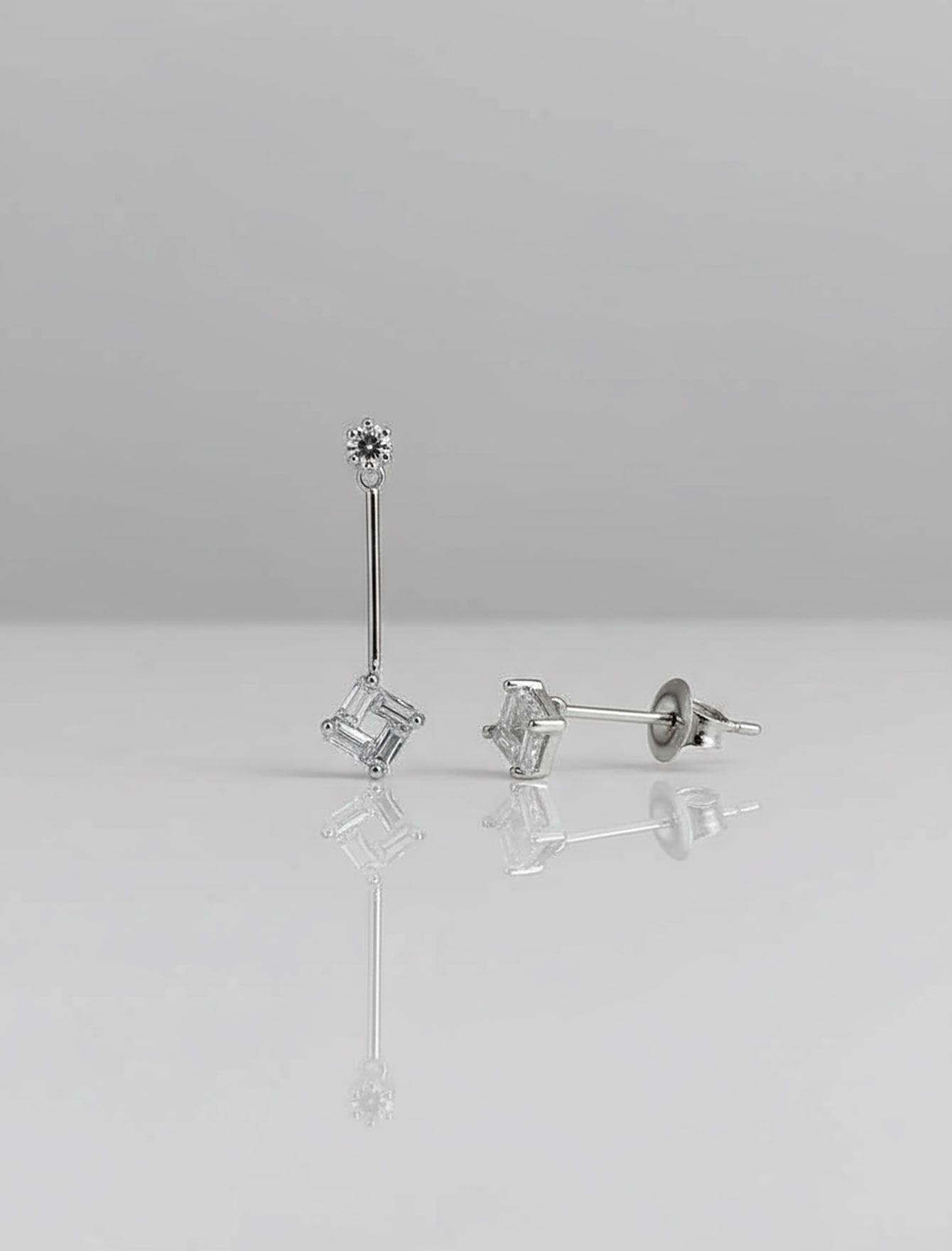 گوشواره آویز کریستالی مینیمال زنانه