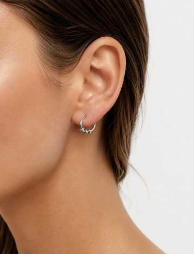 پیرسینگ گوش دخترانه حلقه ای رنگ نقره‌ای
